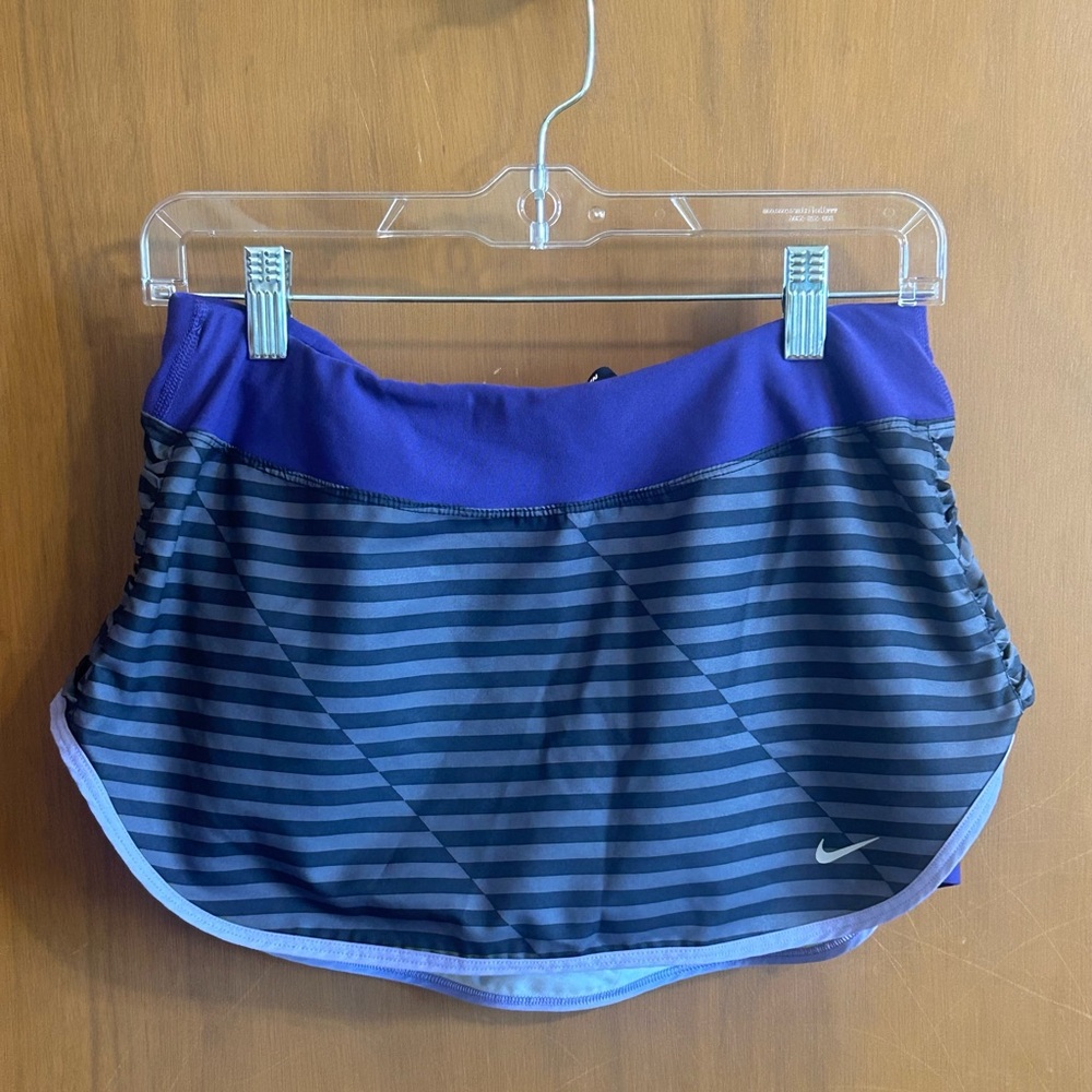 Nike Running Purple Black Striped Skort‎ Skirt Shorts Size Medium Athletic Wear